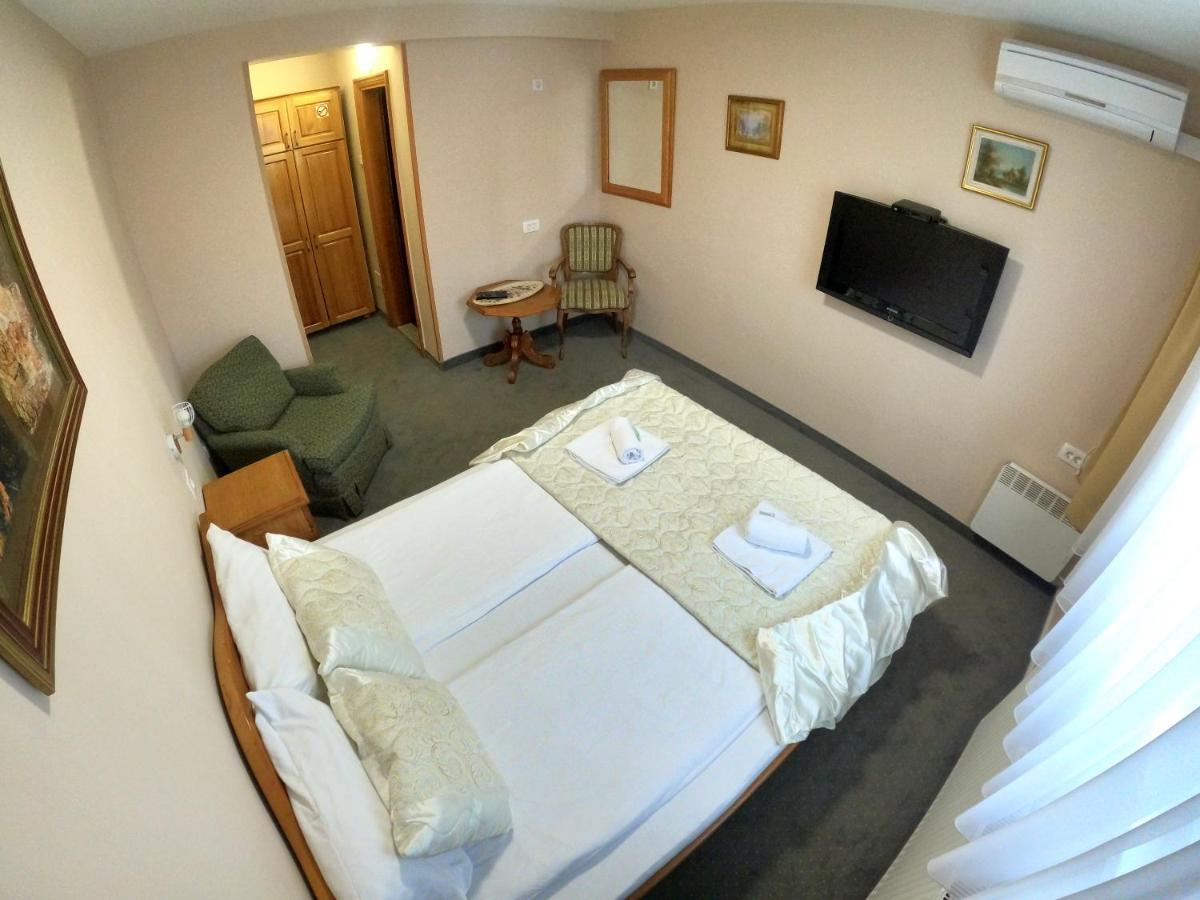 Pansion Stari Grad Hotell SJJ Eksteriør bilde